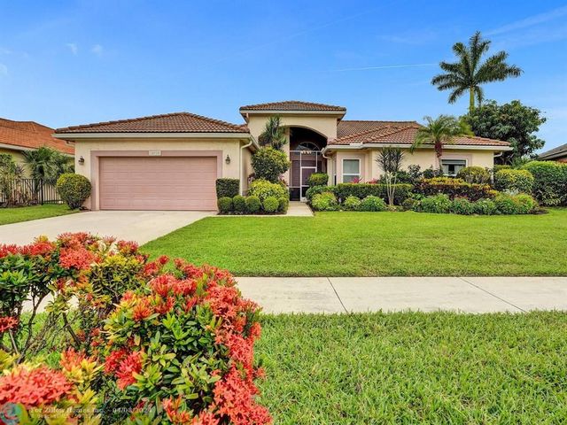 10770 Haydn Dr, Boca Raton, FL 33498