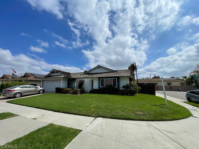 17952 Ash St, Fountain Valley, CA 92708