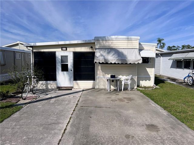 15 Fountain View Blvd, North Fort Myers, FL 33903
