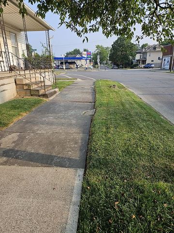 416 S  Walnut St, Bucyrus, OH 44820