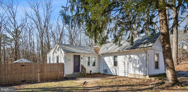 108 W  3rd Ave, Pine Hill, NJ 08021