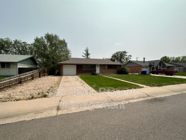 2446 25th Ave, Greeley, CO 80634