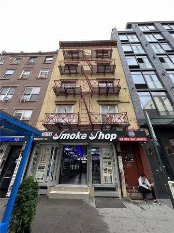 118 Mulberry St, New York, NY 10013