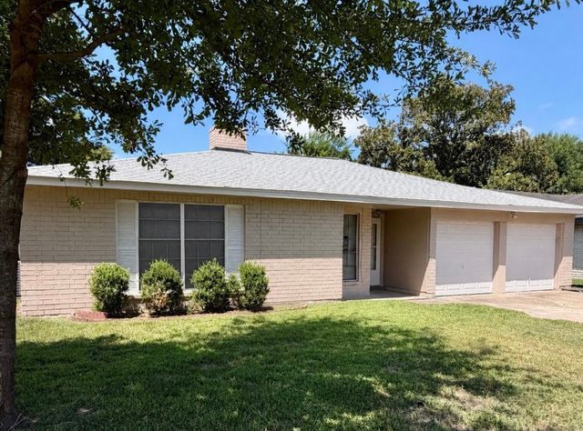 7743 Water Park Ln, Houston, TX 77086