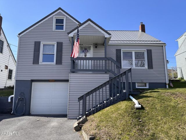 1609 Forbes Ct, Johnstown, PA 15905