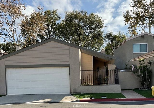 3110 Ravenwood Ct, Fullerton, CA 92835