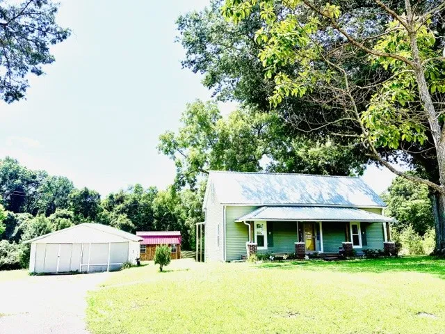 20315 State Highway 114 S, Hollow Rock, TN 38342