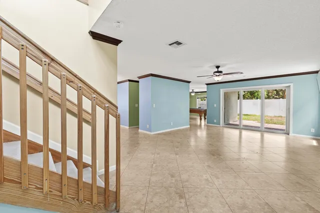 6556 Adriatic Way, West Palm Beach, FL 33413