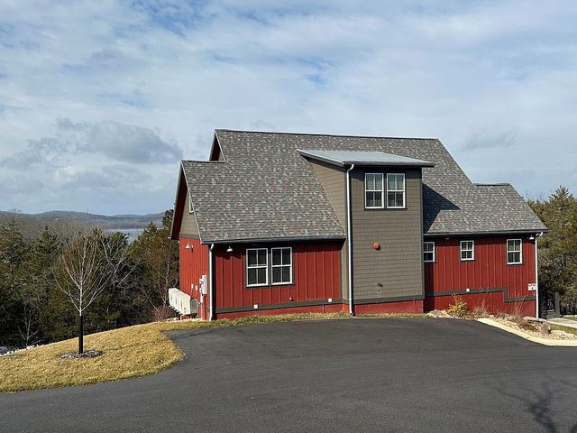 222 Carefree Ln #4, Kimberling City, MO 65686