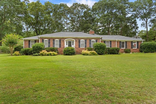 104 Harvey Dr, Honea Path, SC 29654