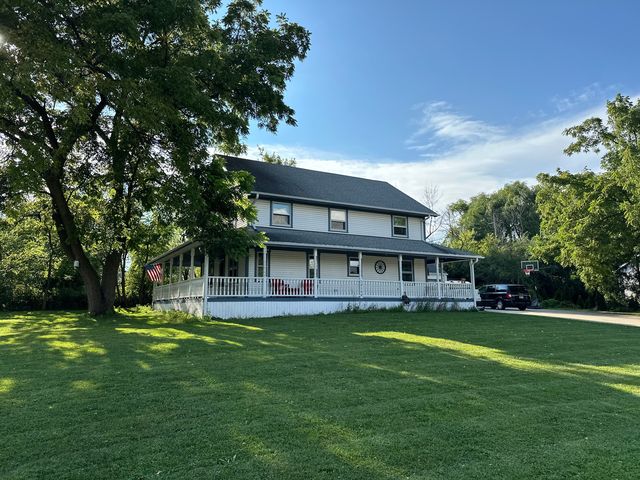 13190 W  Howard Ave, New Berlin, WI 53151
