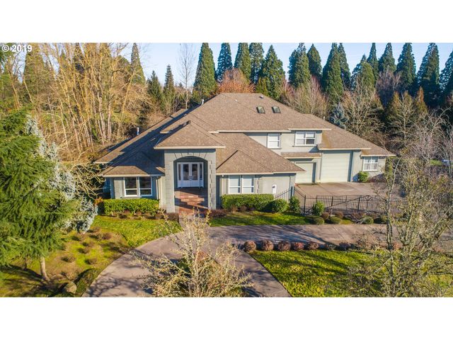 1947 NE Edgewater Dr, Portland, OR 97211