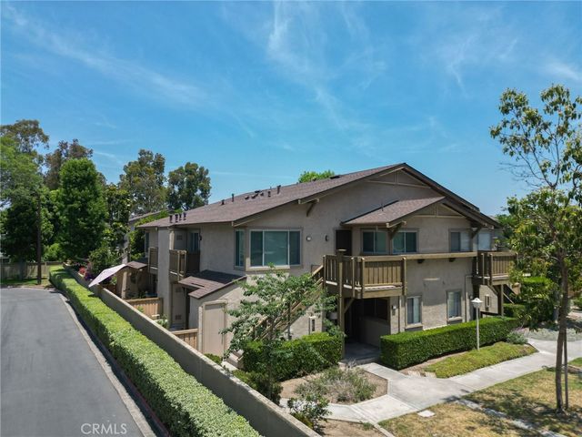 81 Rockwood #42, Irvine, CA 92614