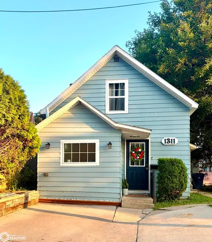 1311 3rd Ave N, Denison, IA 51442