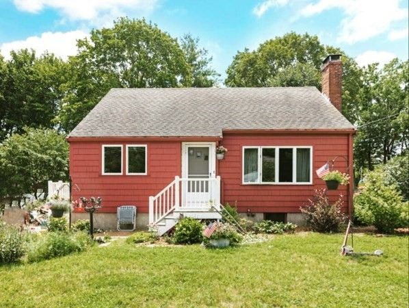 15 Thistledale Rd, Wakefield, MA 01880