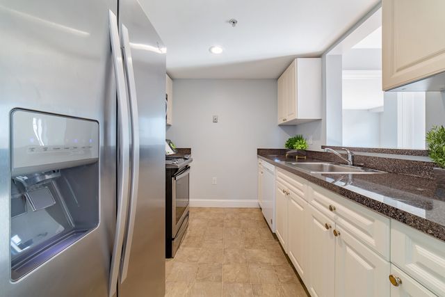 1 Nassau St #611, Boston, MA 02111