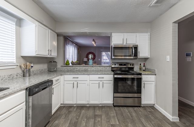 14310 Nacogdoches Rd #23-2302, San Antonio, TX 78247