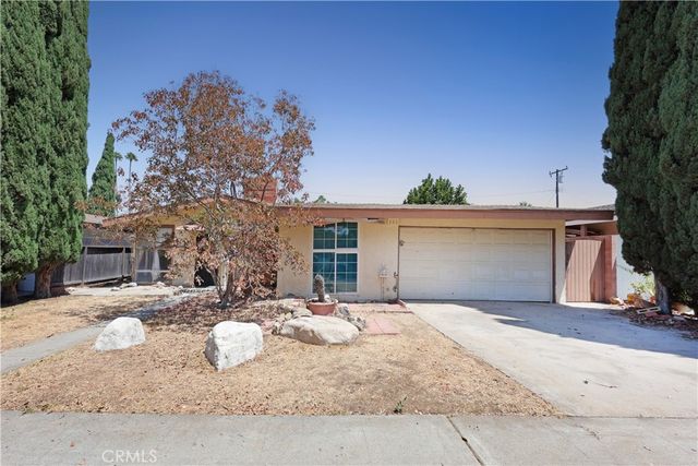 1245 W  Cherry Dr, Orange, CA 92868