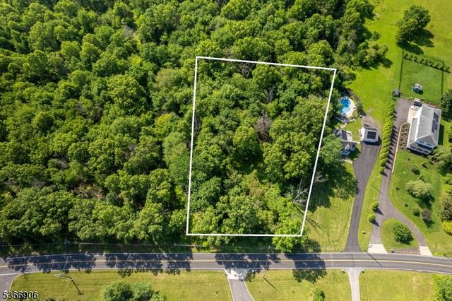 73 Weston Road, Hillsborough, NJ 08844