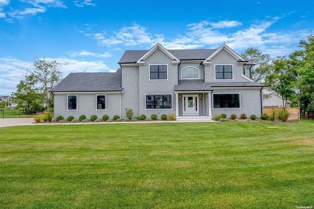 4380 Stanley Rd, Mattituck, NY 11952