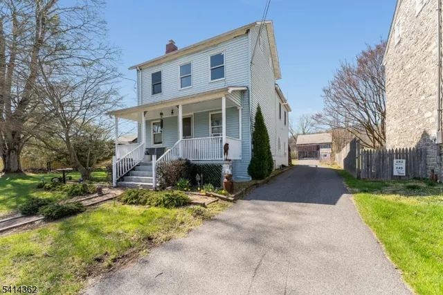 243 County Road 627, Milford, NJ 08848