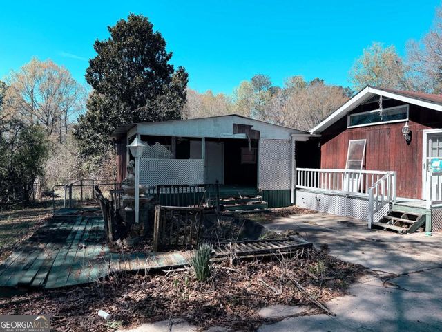 103 Lake Rd, Kathleen, GA 31047