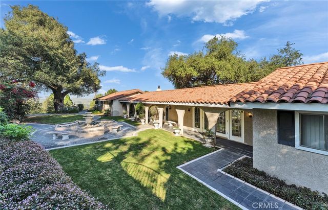 2100 Hunter Rd, Chino, CA 91709