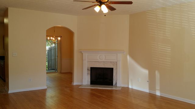 655 Kenridge Dr, Suwanee, GA 30024