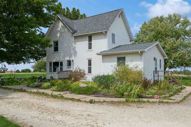 3073 Springville Rd, Springville, IA 52336