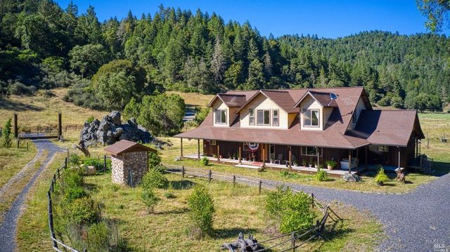 7001 Hearst Willits Rd, Willits, CA 95490