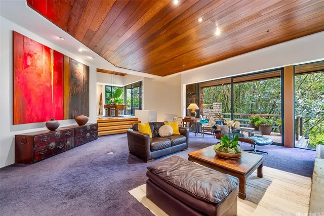 55A Old Pali Pl, Honolulu, HI 96817
