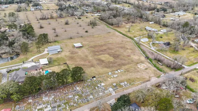 41174 Highway 933, Prairieville, LA 70769