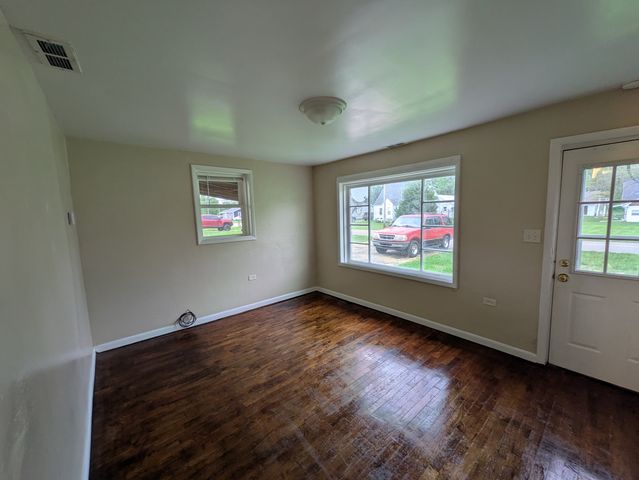 1101 S  Pittenger Rd, Selma, IN 47383
