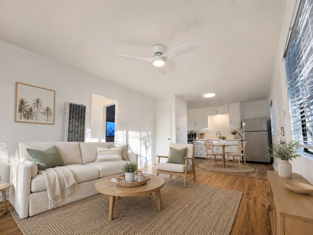 1056 E  6th St #2, Long Beach, CA 90802