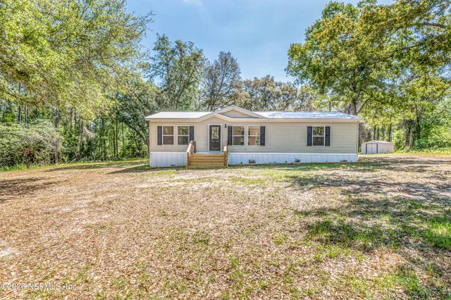 18937 CREWS Road, Glen Saint Mary, FL 32040