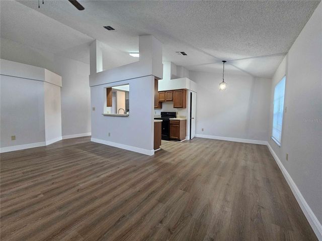 3716 Narroline Dr, Orlando, FL 32818