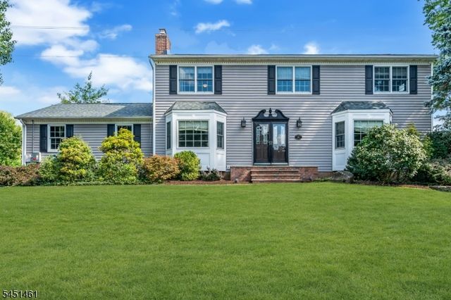 452 Lenape Trl, Bridgewater, NJ 08807