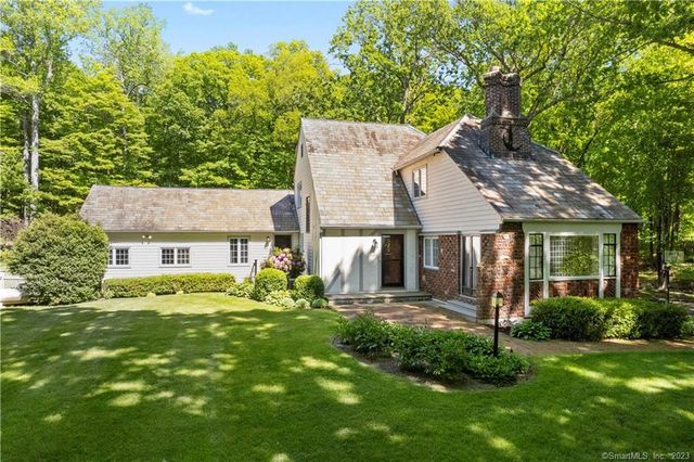 107 New Canaan Rd, Wilton, CT 06897