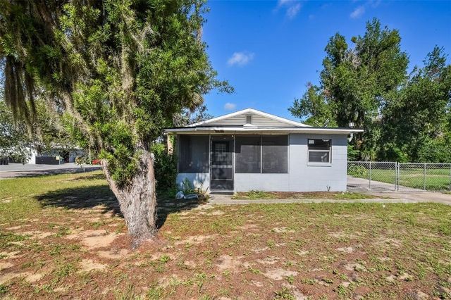 1220 Morin St #A, Eustis, FL 32726