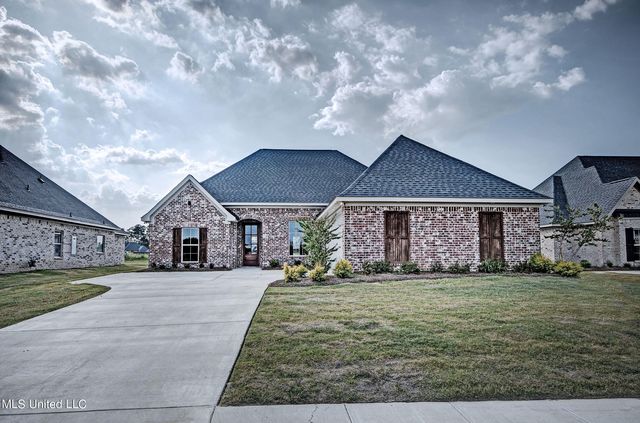 1107 Old Court Xing, Flowood, MS 39232