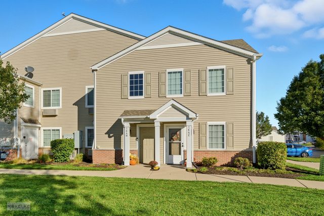 164 Bertram Dr #E, Yorkville, IL 60560
