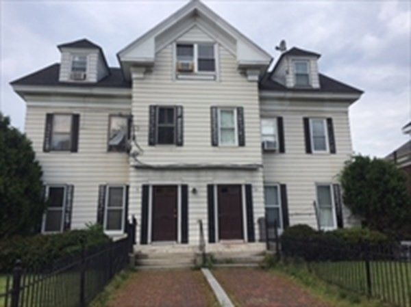 862-864 Main St, Worcester, MA 01610