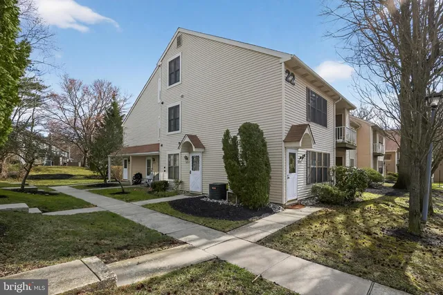 269 Everly Ct, Mount Laurel, NJ 08054