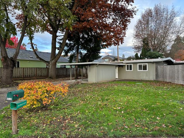 3337 Raleighwood Ave, Springfield, OR 97477