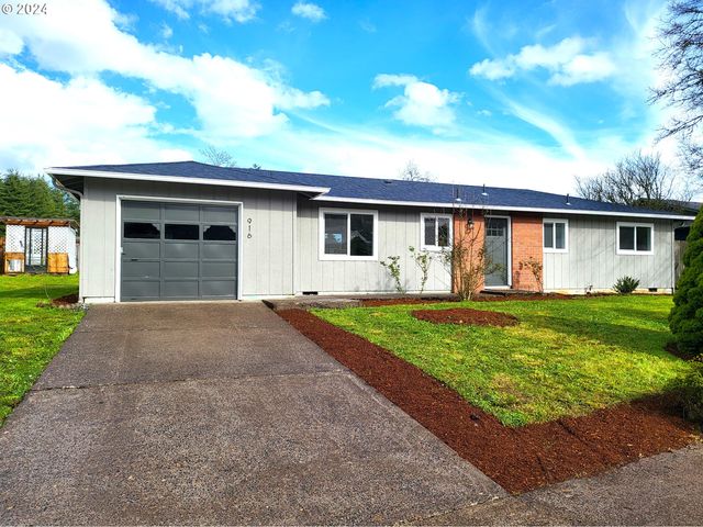 916 S  R St, Cottage Grove, OR 97424