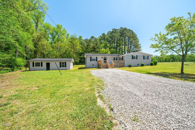 320 Beulahtown Rd, Kenly, NC 27542