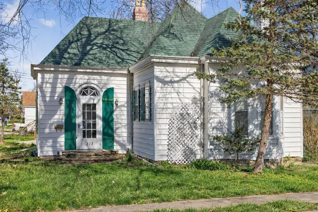 313 S  Burns Ave, Winchester, KY 40391