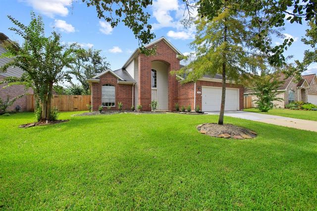 1820 Branch Hill Dr, Pearland, TX 77581