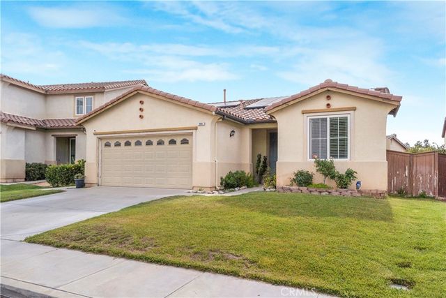 984 Queen Annes Ln, Beaumont, CA 92223