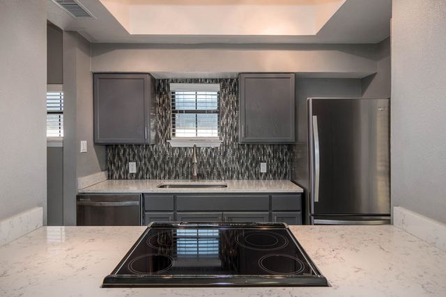 1113 Banister Ln #107, Austin, TX 78704